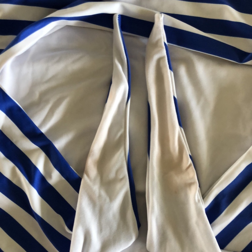 Striped bathing suit - Picture 4 of 4